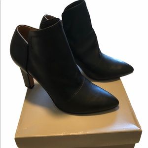 Franco Sarto Kora black booties 6.50